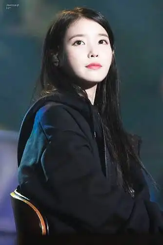 IU ਲੀ ਜੀ ਯੂਨ