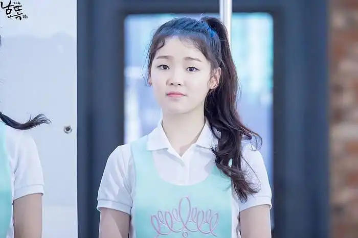 Hyun Seunghee *Oh My Girl