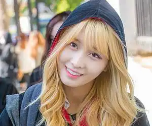 Momo (Hirai Momo) *Twice