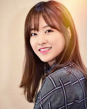 Park Bo Young