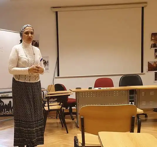 Ny fakultetsvurderingsskjema - Dr Samia Ahmed - Økonomi