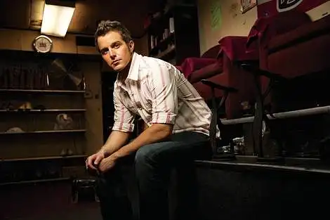 Easton Corbin